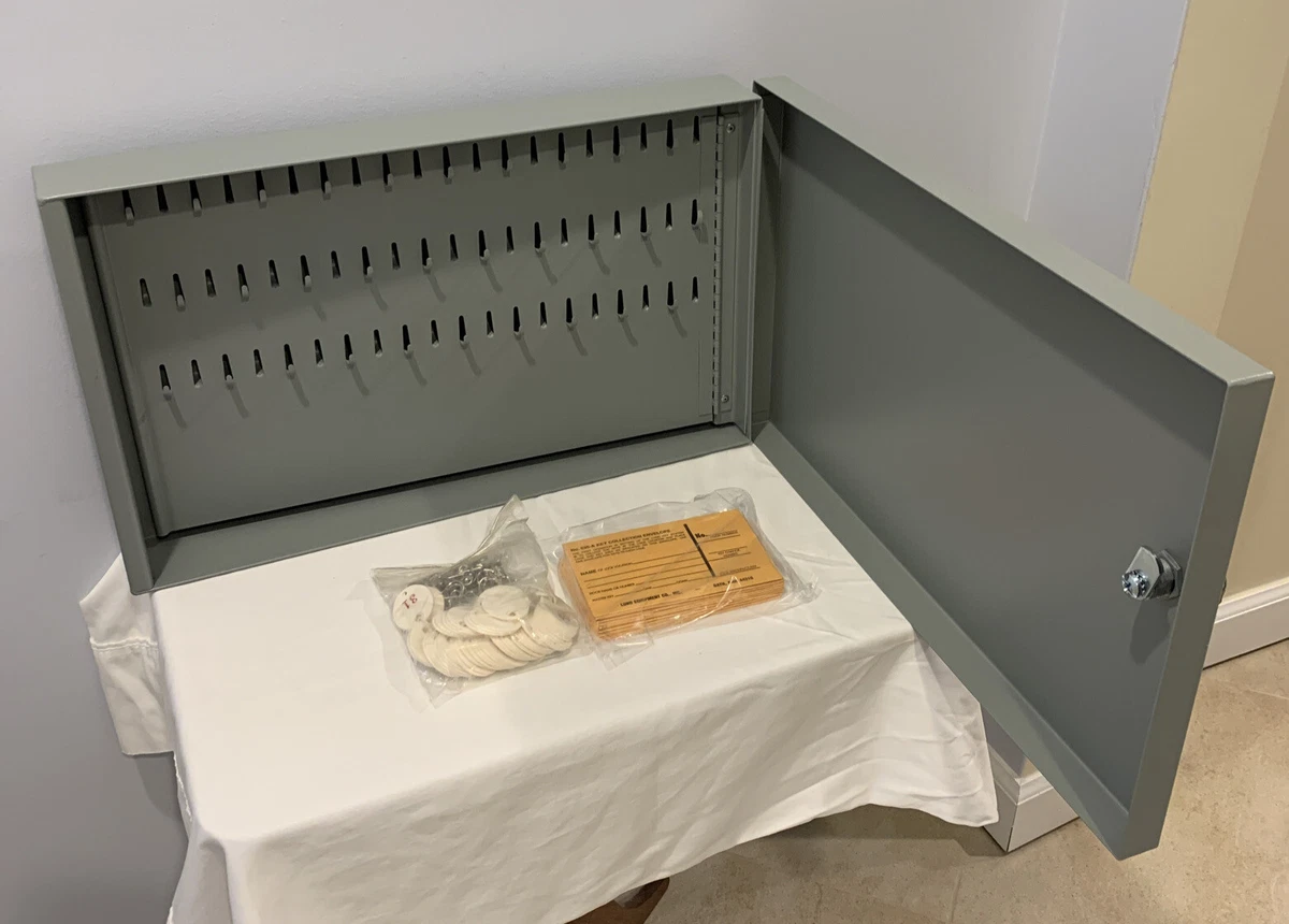 Deluxe Floor Model Lund Key Matttroy