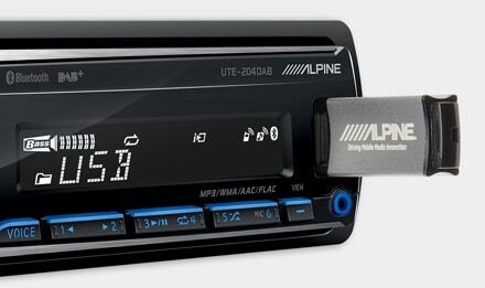 Autoradio Alpine DAB per BMW X3 (E83) serie dal 2003 al 2011 - Foto 8 di 10