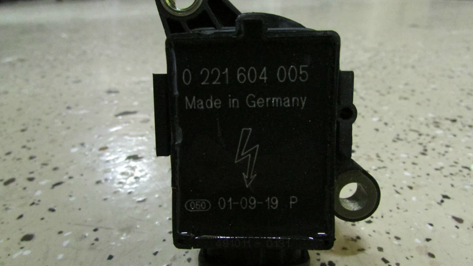 Maserati Cupé, Spyder, Extensión Enchufe Bobina, Nuevo, P/N 186915  Foto 2 de 4