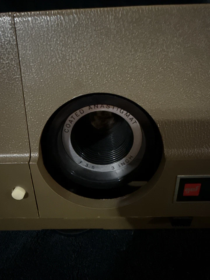 GAF Anscomatic 660 Slide Projector *No Slide Tray* - Tested & Working - Image 2 of 4