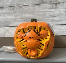 Disney Tigger Pumpkin Jack O Lantern Hard Foam Halloween Light Up 1990s New NOS