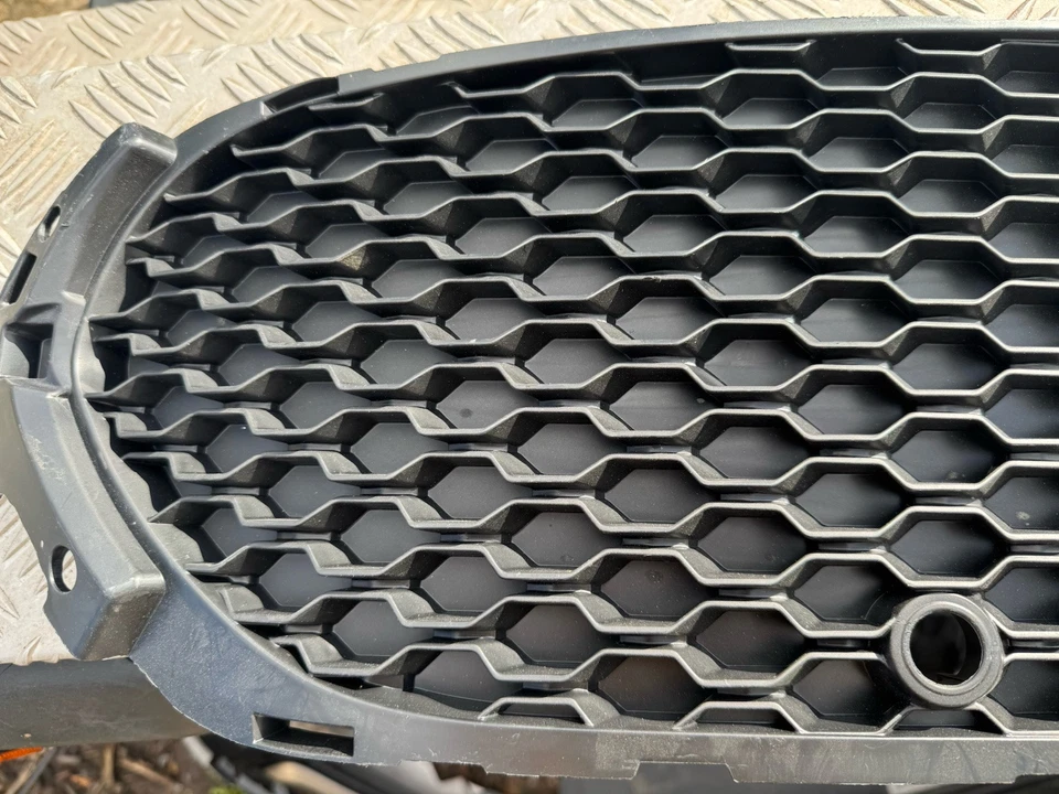 GENUINE Jaguar F-Pace R Sport Nearside Front Bumper Trim HK8M-8B290 2016 - 2020 - Image 3 of 4