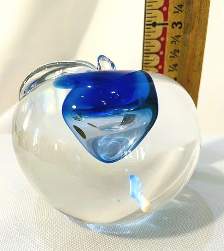 Granna Glass Apple W/Blue Leaf Paperweight -Handmade AB Granna Glashytta, Sweden - Picture 10 of 12