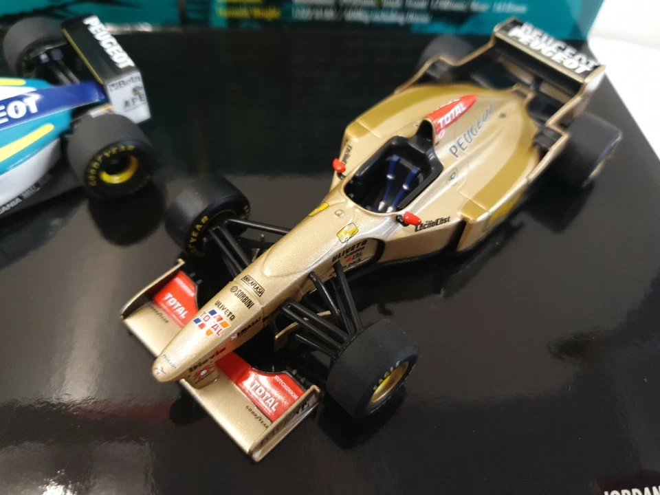 Juego Minichamps Jordan 195/96 Peugeot 3/5 1995/6 402 109596 Foto 4 de 4