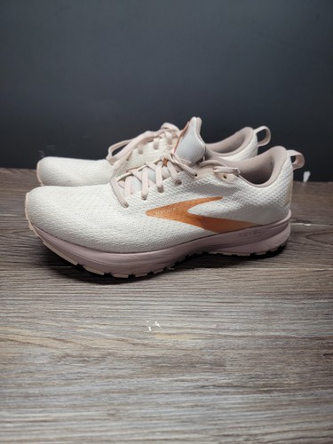 Brooks Womens Revel 4 1203371B172 White Running Shoes Sneakers Size 8.5 B