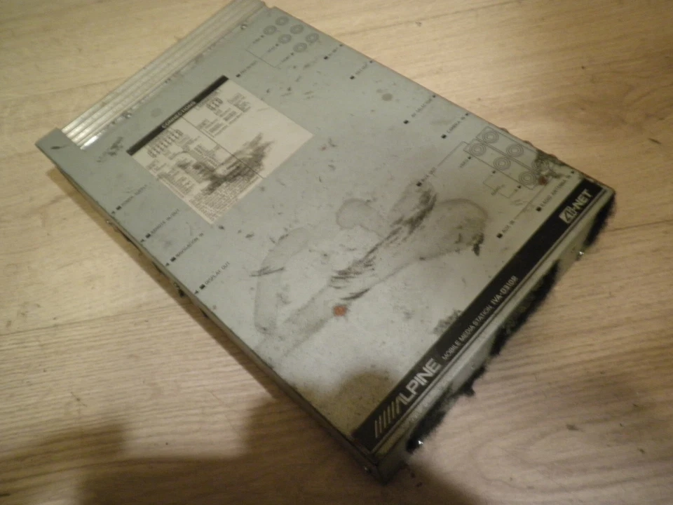 ALPINE IVA-D310R SOLO UNITA' CENTRALE CON CABLAGGIO - Immagine 2 di 4