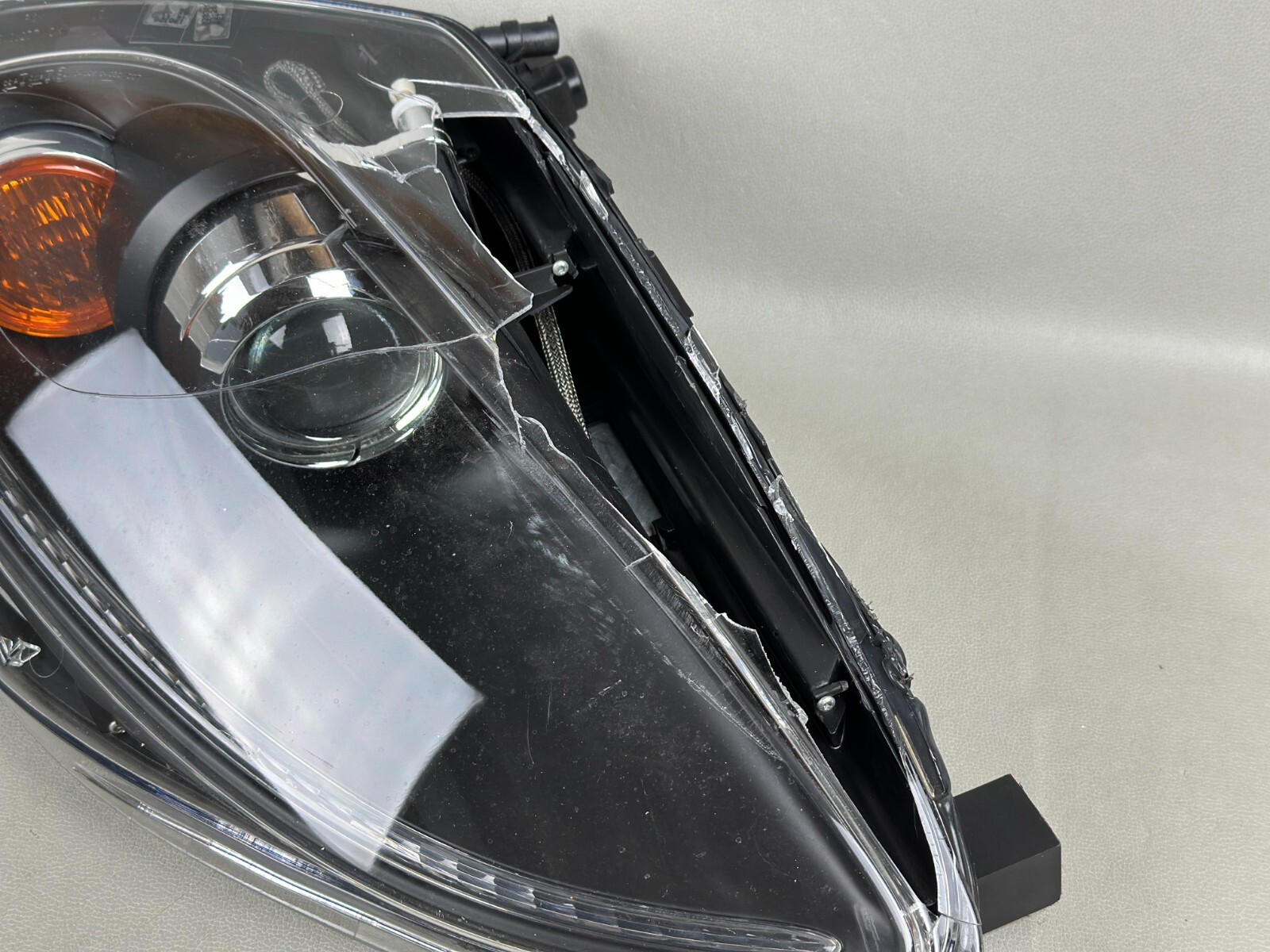 DAMAGED 2005-2009 Ferrari F430 Right Passenger Side Xenon HID OEM Headlight