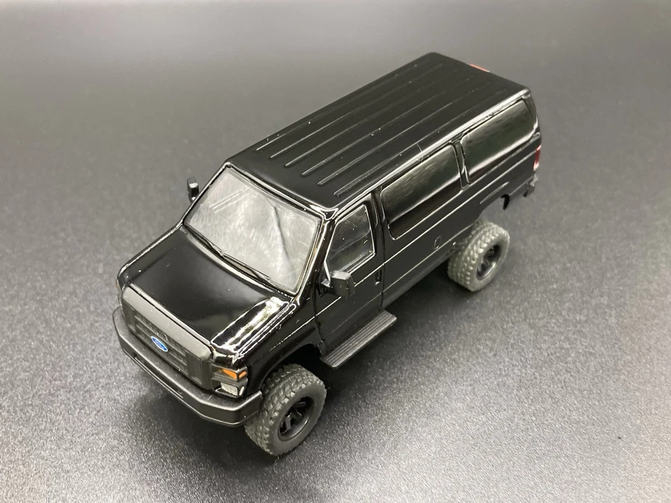 Camión Ford E350 Van Elevado 4x4 Escala 1/64 596 Diecast Personalizado E-350 Super Duty Foto 3 de 4