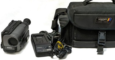 Sony Handycam Vision CCD-TRV14E PAL Video8 Kassettencamcorder