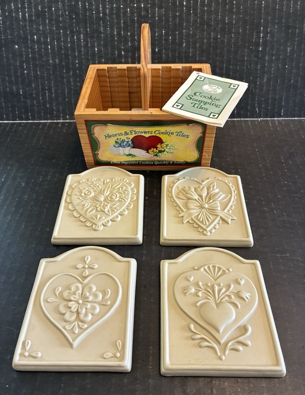 PRETTY BROWN BAG COOKIE TILES  "HEARTS & FLOWERS" - IN WOODEN CADDY W/BOOKLET