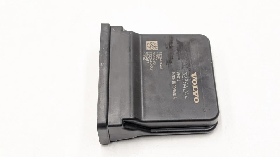 VOLVO XC60 MK2 BLUETOOTH CONTROL MODULE ECU 32364244 2024 - Image 2 of 4