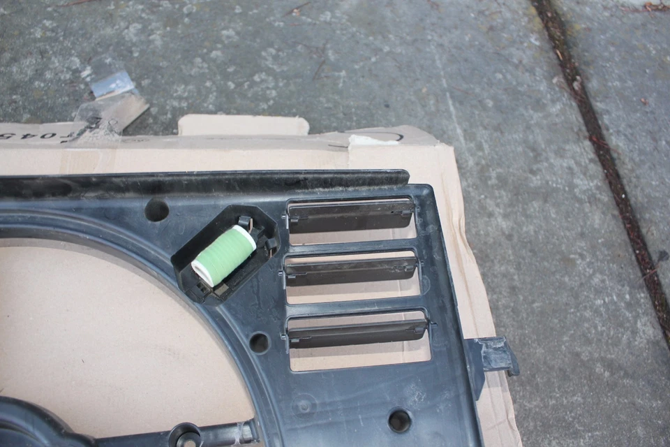 15 16 17 JEEP RENEGADE 2.4L VENTILADOR REFRIGERACIÓN ASPA Y CUBIERTA (RA14) Foto 2 de 4