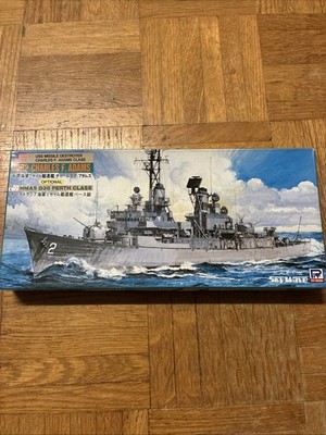 SkyWave 1:700 M-7 DDG2 Charles F. Adams Optional HMAS D38 Perth Class
