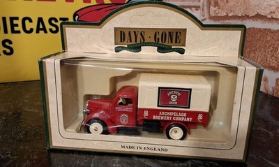 Lledo Days Gone 70000 - 1939 Ford Canvas Back Truck ''Anchor Beer'' - OVP 