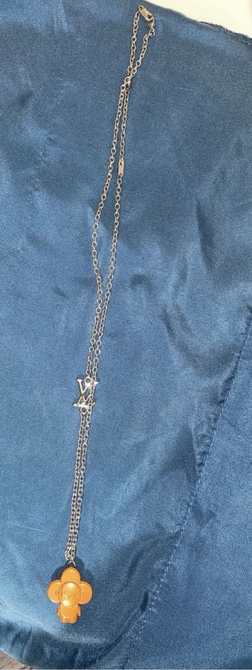 Collar Colgante Vivienne LOUIS VUITTON M00831 Mujer 【Usado】 Foto 2 de 3