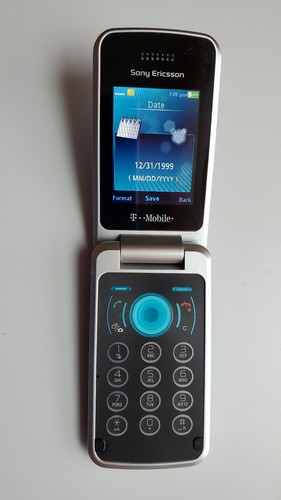 sony ericsson flip phone blue