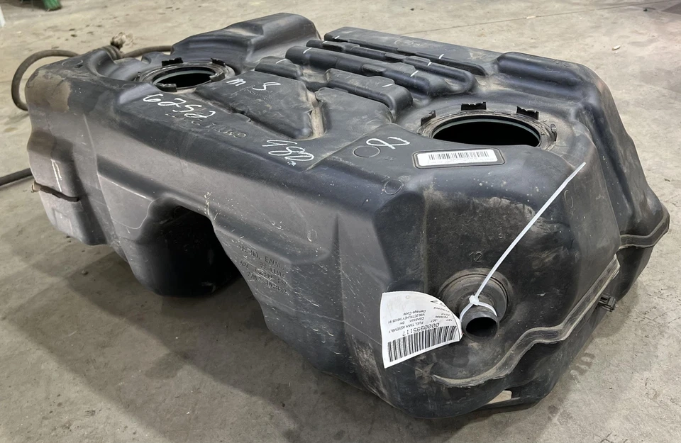 Conjunto de tanque de combustível 2010 - 2014 GMC Terrain fabricante de equipamento original 20824314 - Imagem 4 de 4