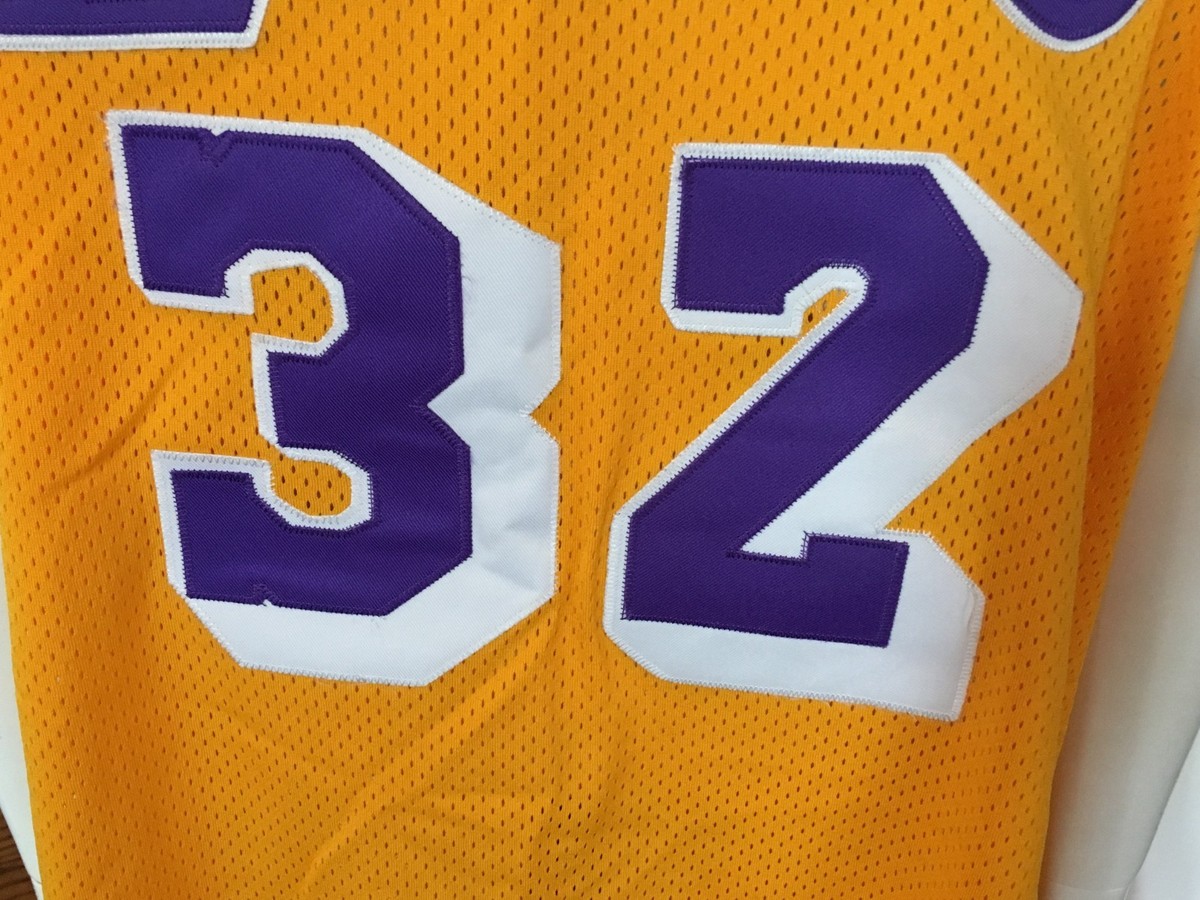 レア！ADIDAS製 MAGIC JOHNSON LAKERS JERSEY Magic Johnson #32 LA Lakers ADIDAS Hardwood Classics Mens