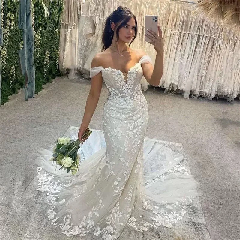 Luxury Off Shoulder Mermaid Wedding Dress Lace Appliques Train Plus Size Bridal - Image 2 of 4