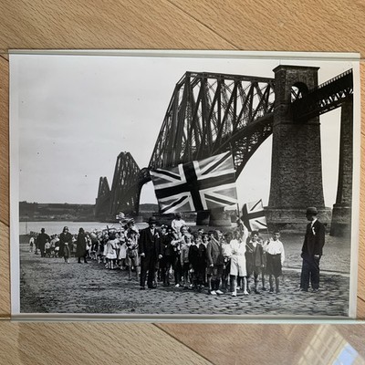 Forth Eisenbahnbrücke Foto Vintage schwarz-weiß selten viktorianische Union Flagge Schotten