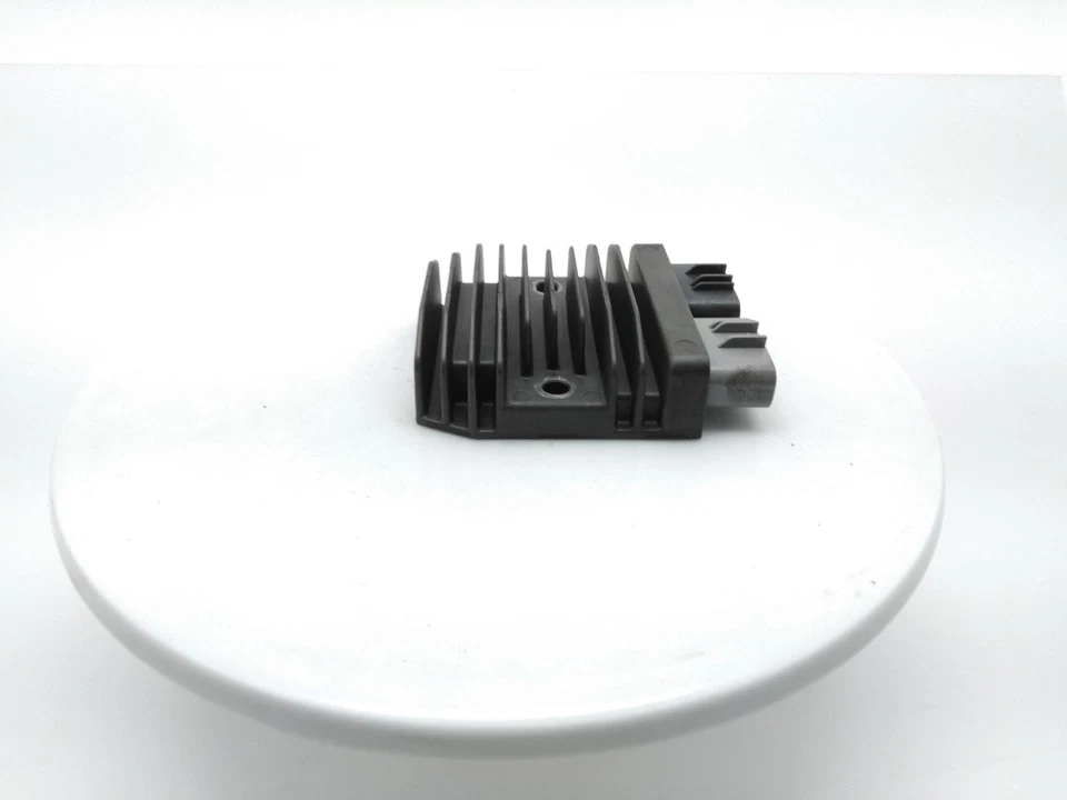 Regulador/rectificador HONDA X-ADV 2017-2022  Foto 2 de 4