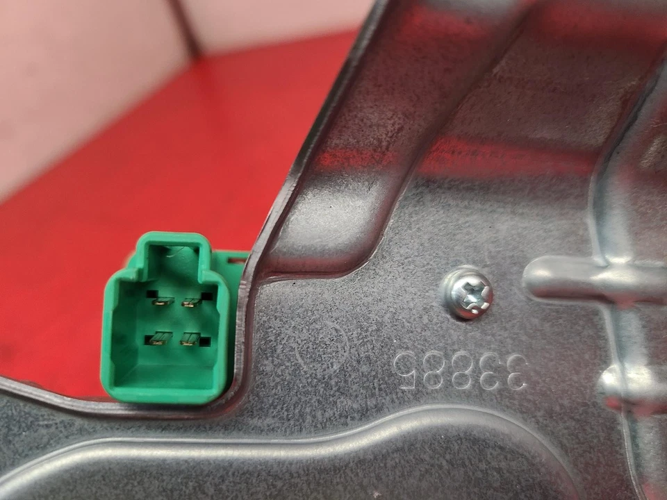 MITSUBISHI ASX WIPER MOTOR REAR 2012 5 DOOR HATCHBACK - Image 3 of 4