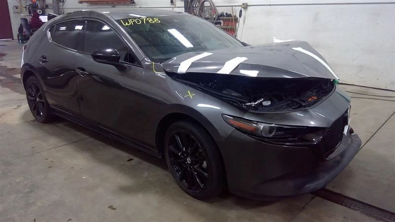 Passenger Right 2021 Mazda 3 Caliper 2789974 - Image 2 of 4