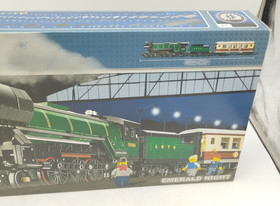 LEGO 10194 Emerald Night MISB NEW EOL Train RC Train Creator Expert 10219