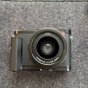 Leica Q Titanium | eBay