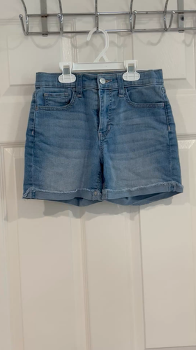 Old Navy Girls Youth Medium Wash Jean Denim Shorts Sz 12 Adjustable Waist Cuff - Video 1 of 1