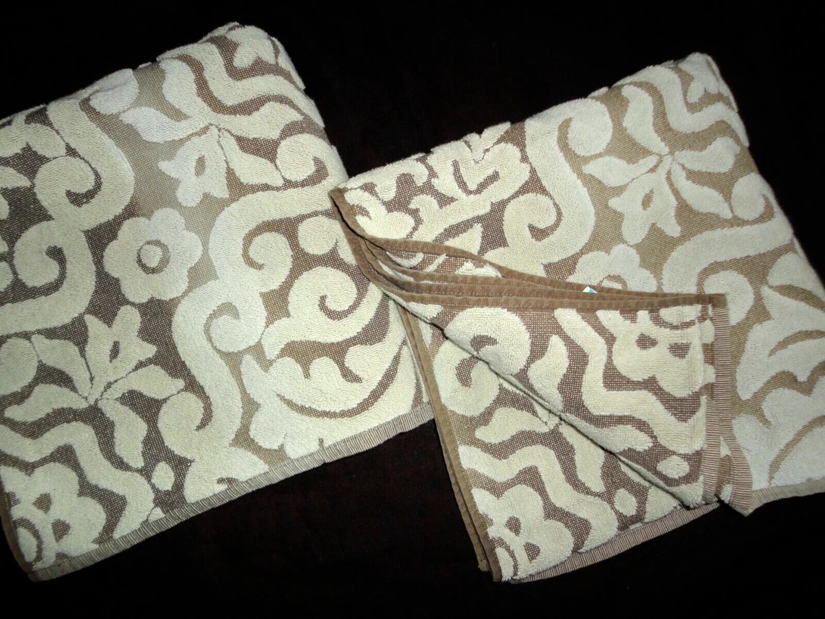 WORLD MARKET OMBRE SCROLL FLORAL TAUPE CREAM PAIR BATH TOWELS