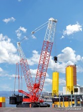 LGR1800 SKYLIFTER SUPER LIEBHERR CRANE - HO Scale HUGE KIT over 17in TALL - NEW