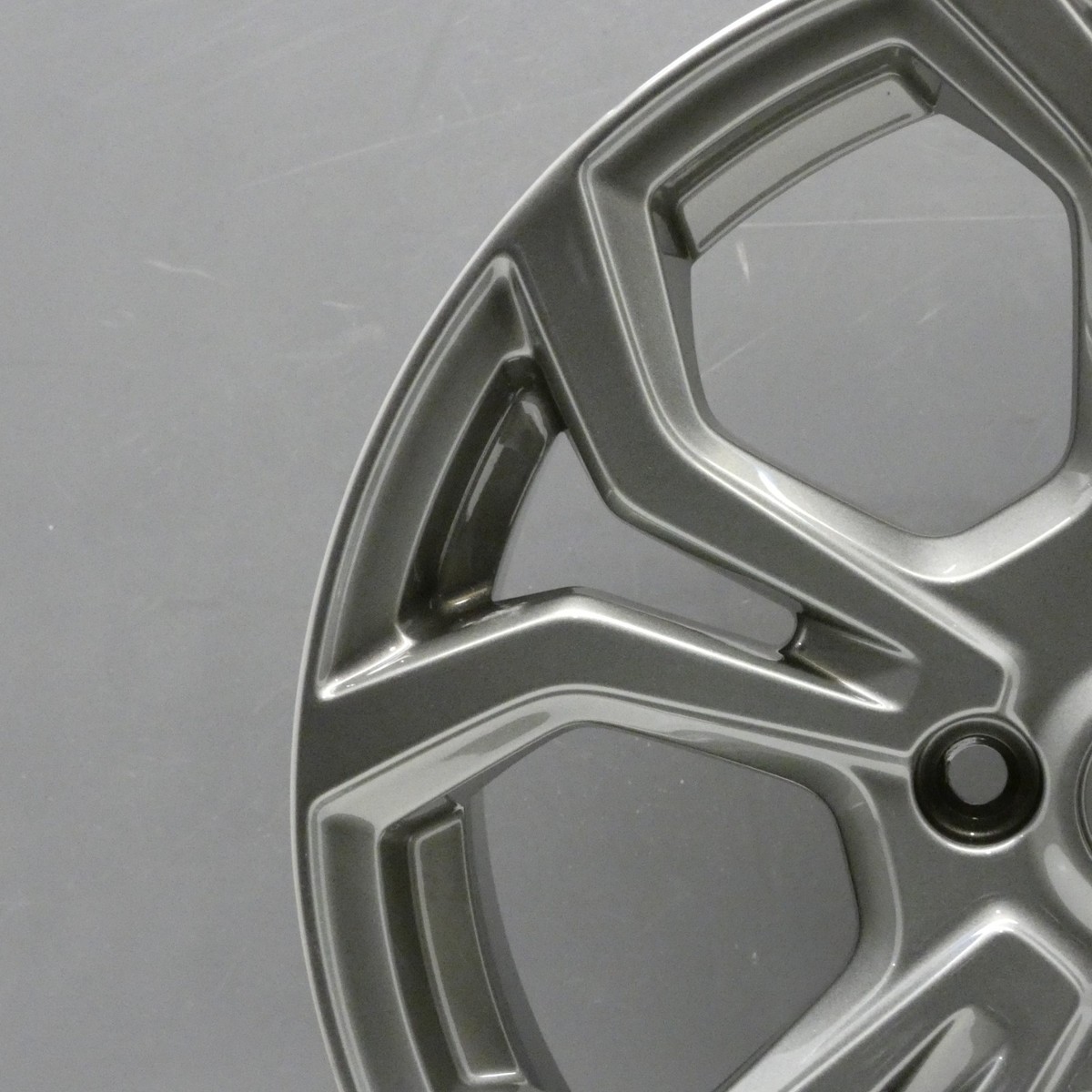 FORD FIESTA MK8 ST LINE RADO GREY 17