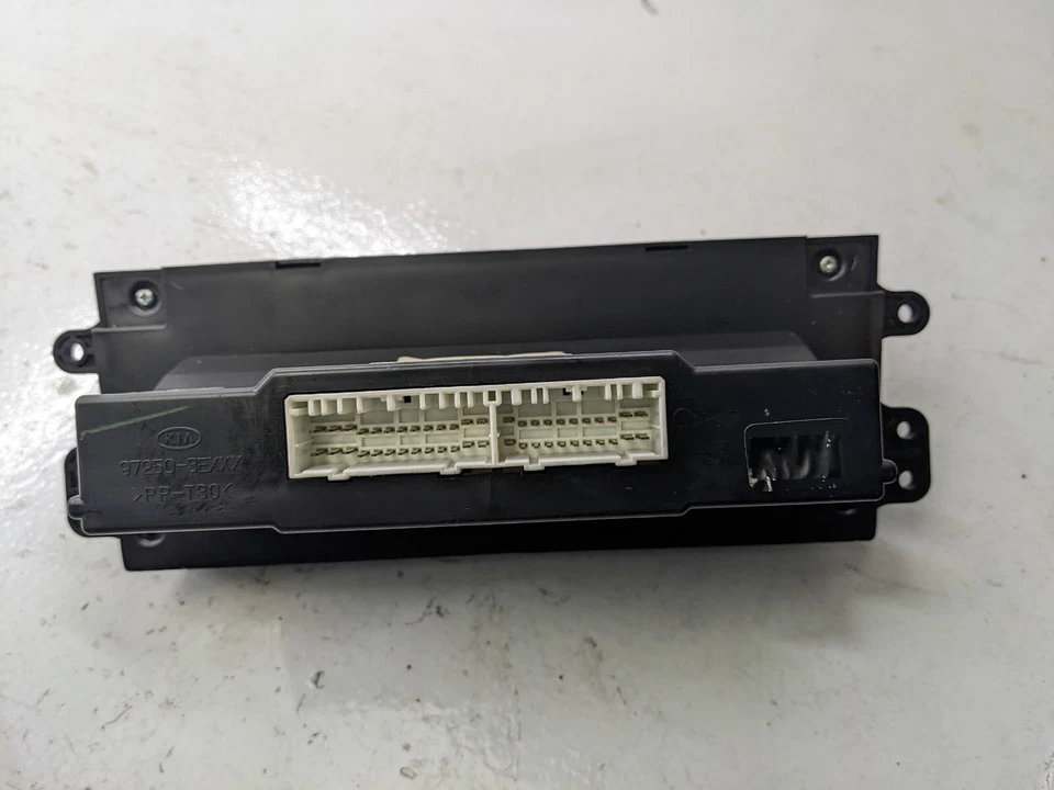 KIA SORENTO 2007 MK1 2.5 CRDI HEATER CONTROL PANEL AC AIR CON CONTROL 972503E761 - Image 3 of 4