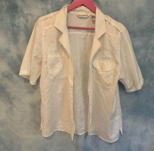 VINTAGE Carriage Court crinkled white button down - perfect for summer 