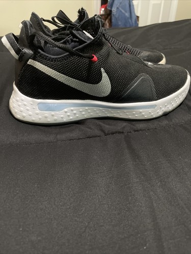 pg4 black white smoke grey