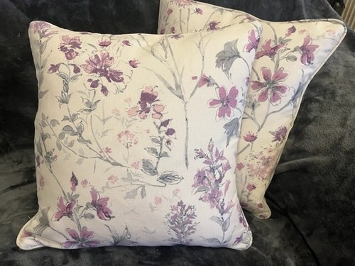 NEW ! LAURA ASHLEY FABRC WILD MEADOW PALE IRIS 1 PAIR OF 18"CUSHION COVERS - Picture 3 of 5