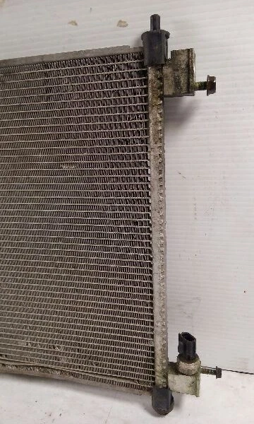 Condensador de CA Nissan Cube 09-14 Foto 4 de 4