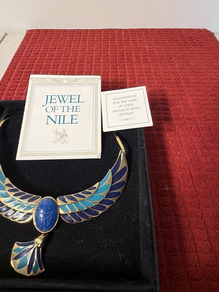 Alternate view of Vintage Franklin Mint Jewel Nile Scarab Necklace New Never Worn