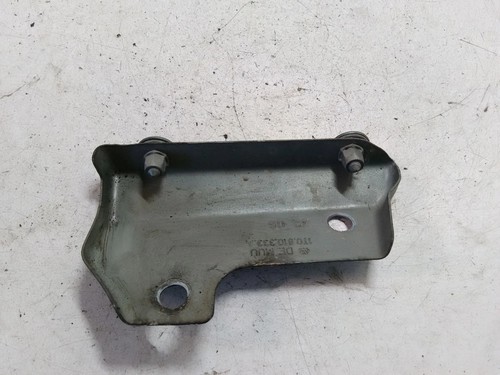 VW CADDY III Furgon 2KA, 2KH, 2CA, 2CH Kotflügelhalter vorne links 28411797