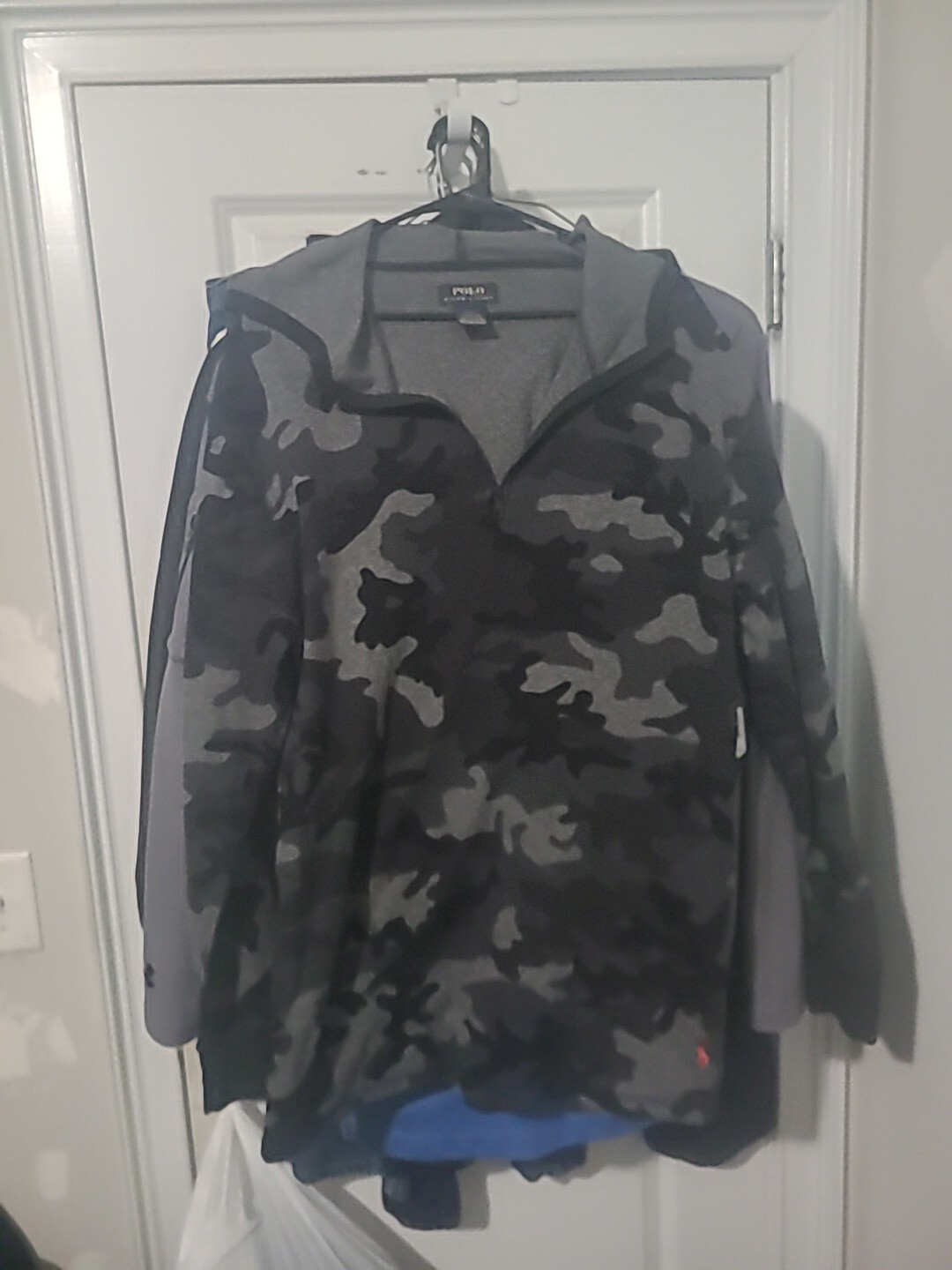 Picture 1 of 6