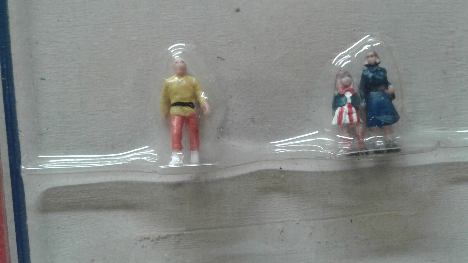 Picture 8 of 12