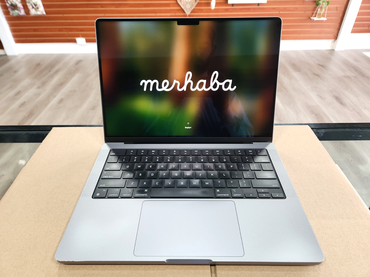 Apple MacBook Pro 14