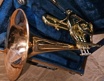 Yamaha YCR-332 Red Bell Cornet w/ case & mouthpiece. Japan. Very