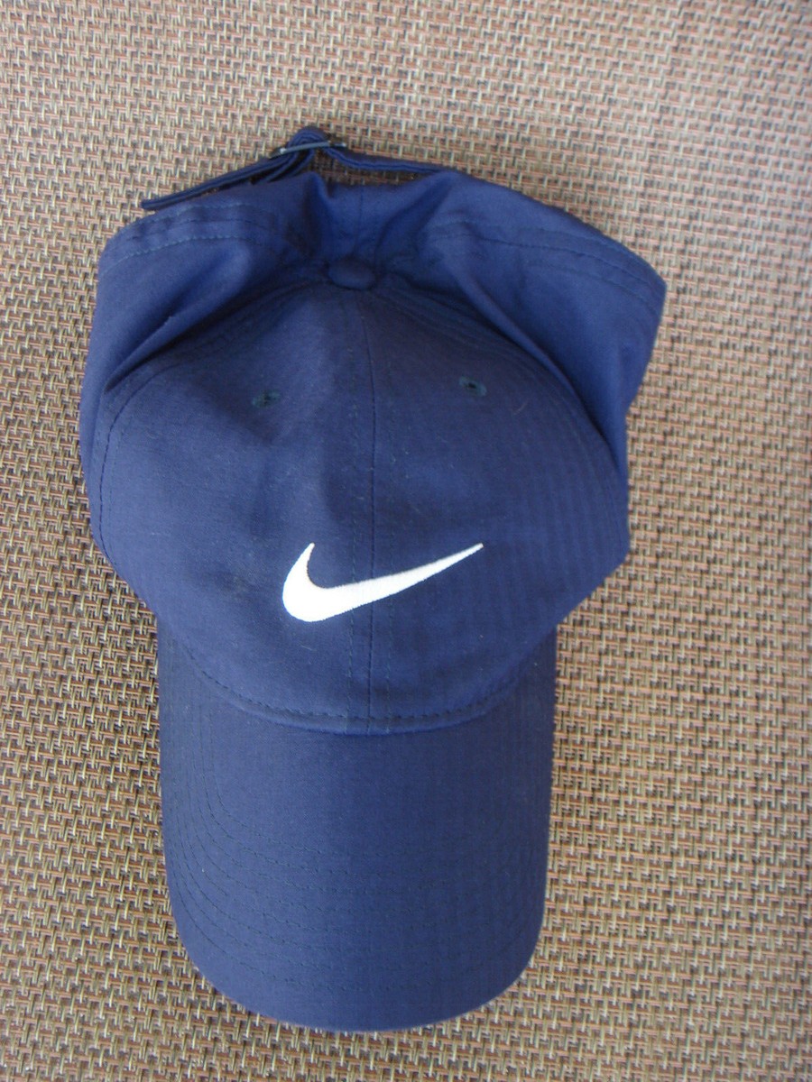 NIKE Dri-Fit 