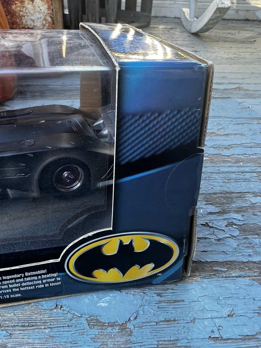 Battle Batmobile 1:18 Limited Edition 0 Damaged Hot 1⁄18 Damage