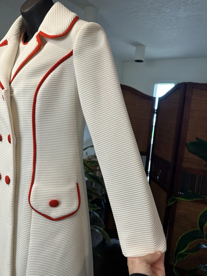 Lilli Ann Knit 1960s White Pea Coat & Dress With Red Trim | American Made - Image 4 of 4