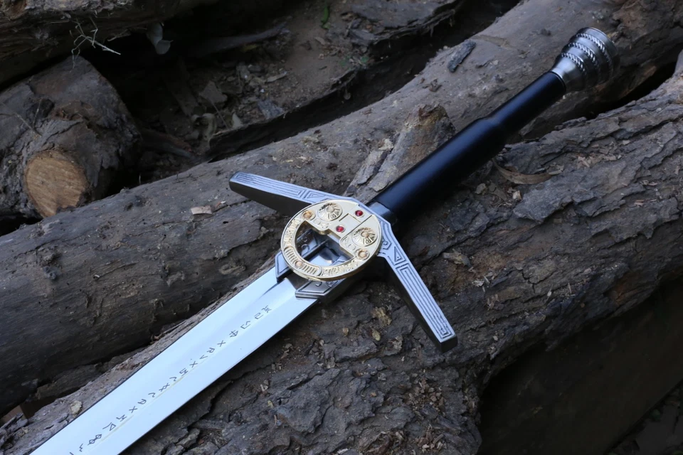 Geralt's Renfri's Brooch Sword - The Witcher Inspired Replica - Image 4 of 4