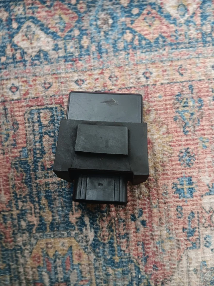 Honda CBR250R 2011-2013 Ecu Ecm Encendedor Computadora Módulo Unidad Caja Foto 2 de 2