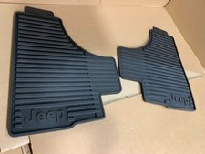 Fits 2002-2004 Jeep Liberty All Seasons Rear Floor Mat 82206006 - New Oem Fits 2002-2004 Jeep Liberty All Seasons Rear Floor Mat 82206006 - New Oem